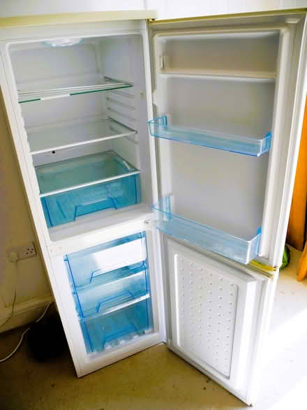 Photo of free fridge freezer (Whitehill SG4) #2