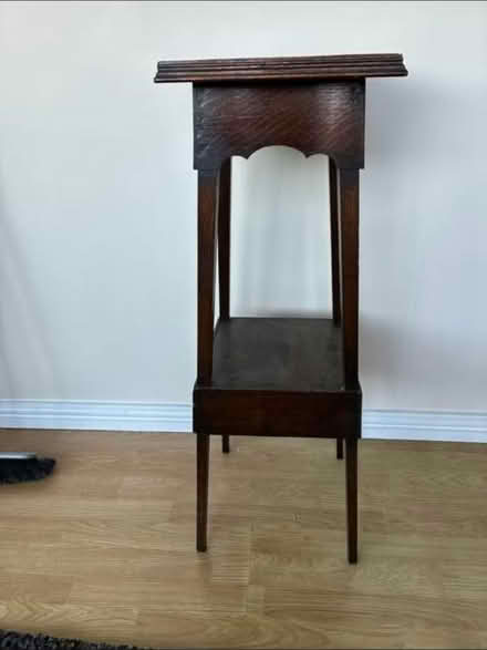 Photo of Plant stand (Wakefield WF2) #1