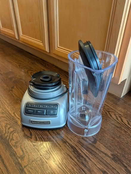 Photo of free Cuisinart Blender (Downtown Skokie) #1