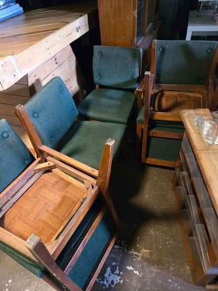 Photo of free Dining table (Upper st Clair 15241) #4