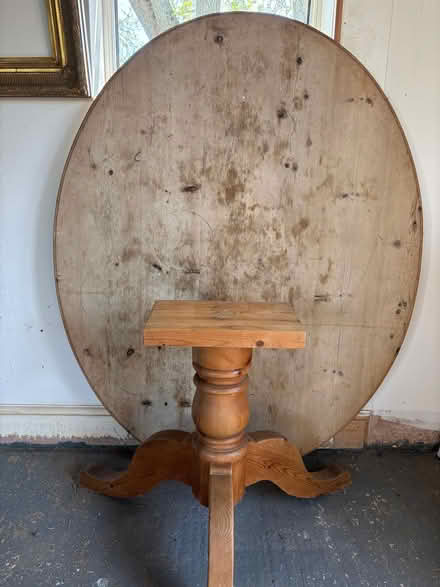 Photo of free Kitchen table (Exton EX3 0PW) #1