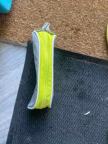 Photo of free Tennis ball bag (Se6 2ha) #2