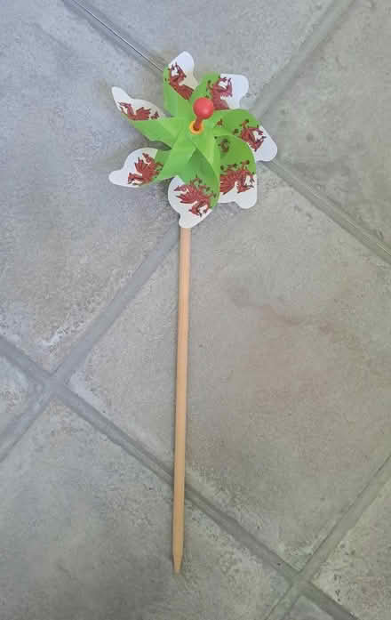 Photo of free Welsh Dragon Flag Windmill (Midsomer Norton (BA3)) #1