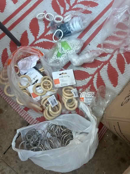 Photo of free Curtain hangers (Se6 2ha) #1