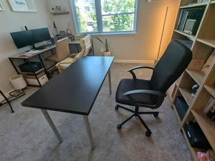 Photo of free Desk and office chair (Menlo Park Haven Ave) #3
