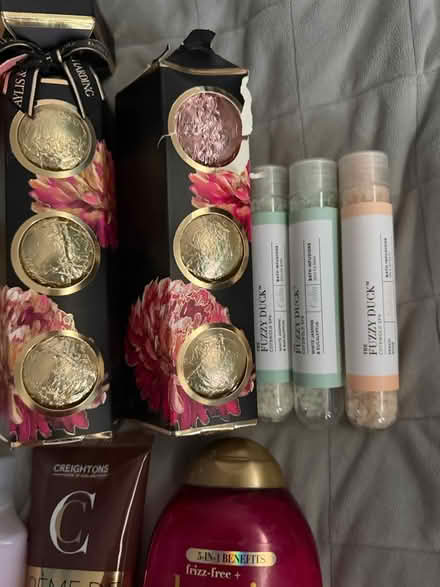 Photo of free Shampoo and conditioner (Colney hatch N10) #4