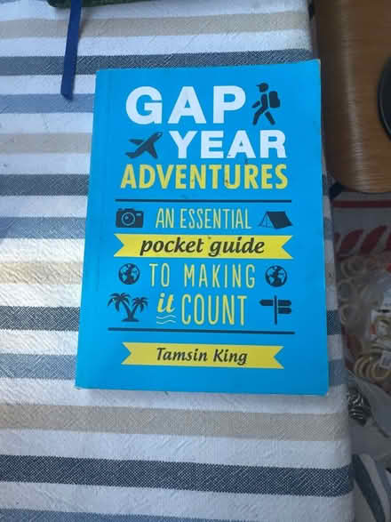 Photo of free As pic gap yr bk (Se6 2ha) #1