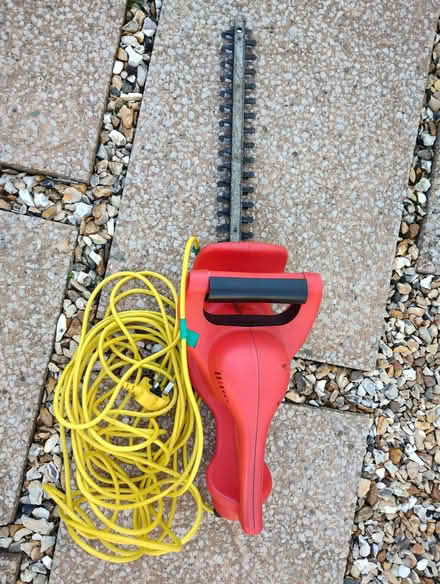 Photo of free Hedge trimmer (Kendal LA9) #1