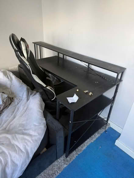 Photo of free Computer Desk (Leaden Roding CM6) #1