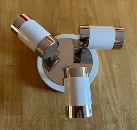 Photo of free 3-Way round ceiling spot light (Heybridge CM9) #1