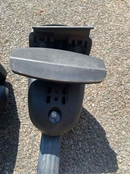 Photo of free Roof bars - 1pair (Chineham RG24) #2