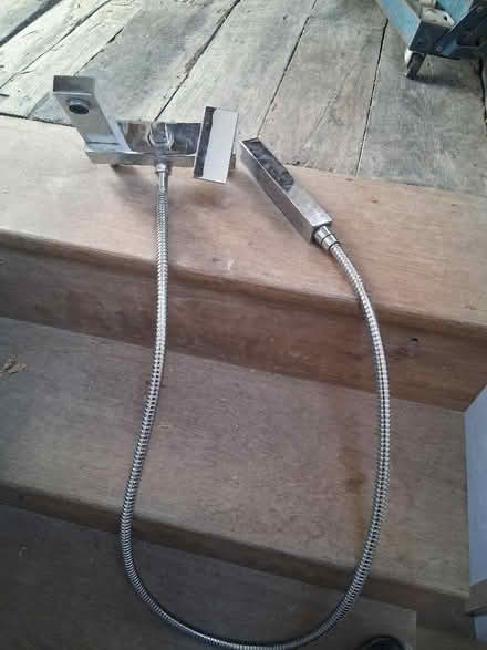 Photo of free Bath taps with shower attachment (Meifod SY22) #1
