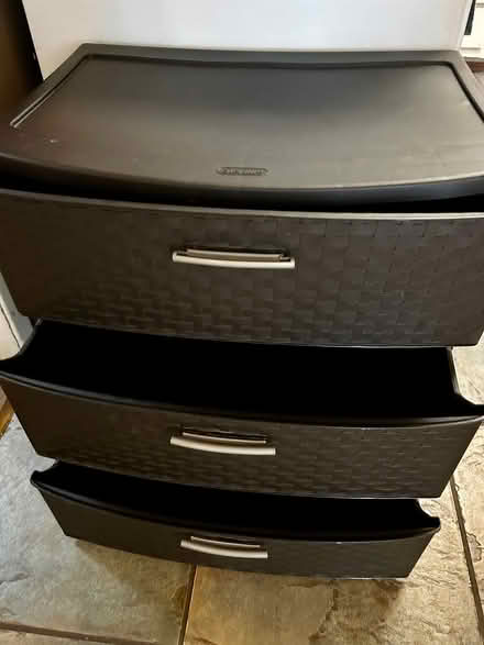 Photo of free Plastic 3 drawer dresser (Santa Cruz Westside) #2