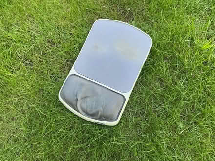 Photo of free Fellowes gel wrist support mouse mat (Beaconsfield HP9) #1