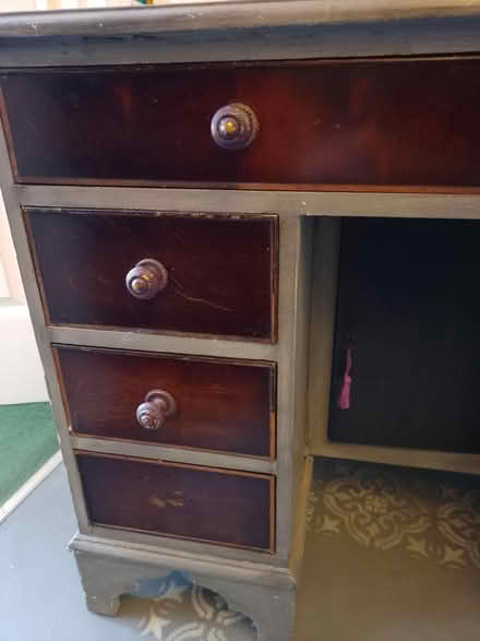 Photo of free Small vintage desk (Matlock DE4) #4