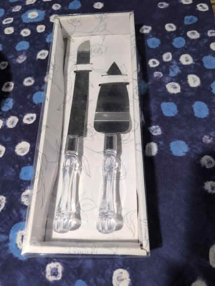 Photo of free Cake cutting set (Brentwood) #1