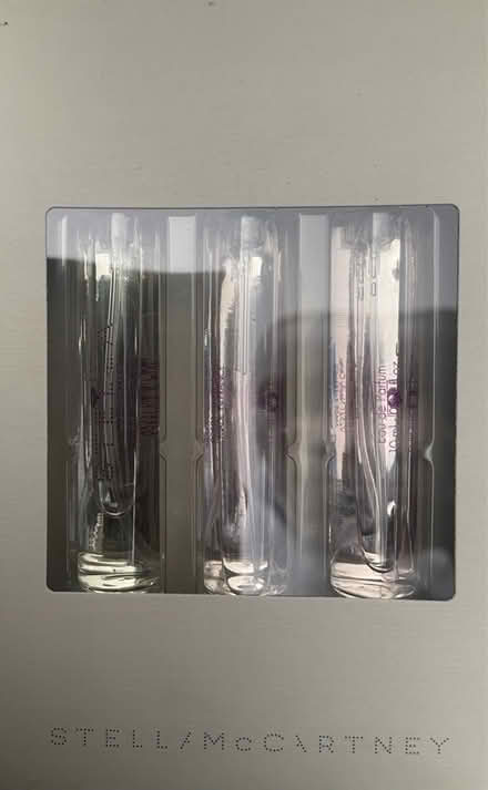 Photo of free Women’s make-up, perfume bundle (Wandsworth SW18) #2