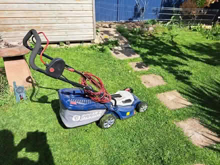 Photo of free Electric lawnmower (melksham east SN12) #1