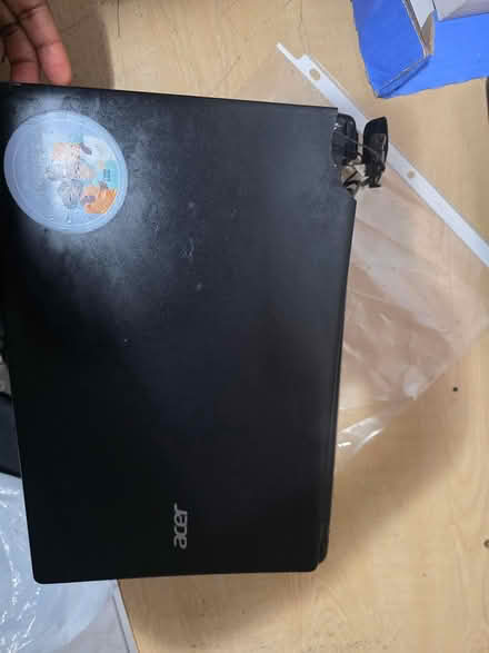 Photo of free Acer Laptop (Whittaker P3E4A9) #3