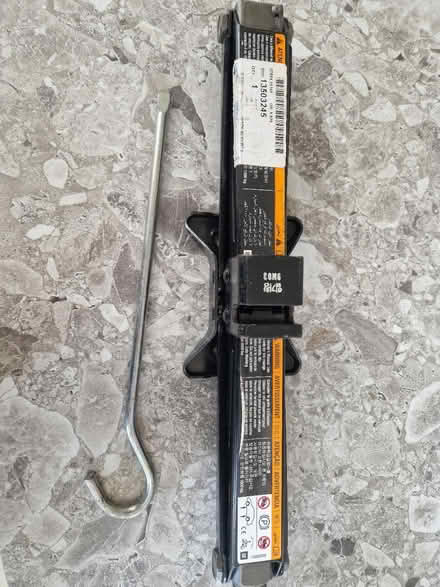 Photo of free Wheel jack (Outlane, HD3) #1