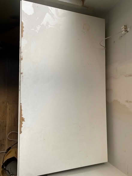 Photo of free White Ikea Desk (Penge SE20) #2