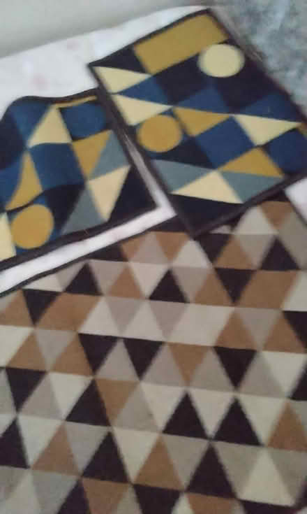 Photo of free Runner and smaller mats (Spondon derby) #1