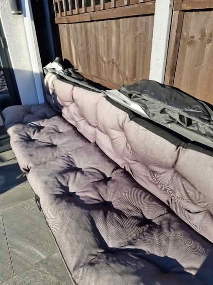 Photo of free Garden sofa (Lu4) #2