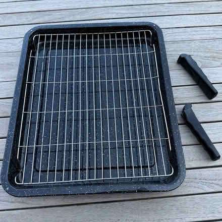 Photo of free Grill pan (Enfield EN1) #2