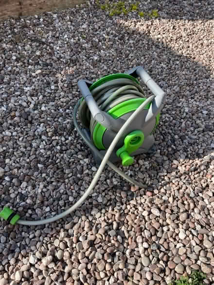 Photo of free hose pipe and reel store 20 M +? (LE67 Markfield) #1