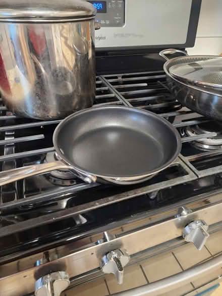 Photo of free Pots and pans (Flushing) #4