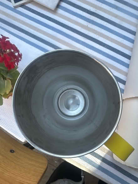 Photo of free Large cup no lid (Se6 2ha) #2