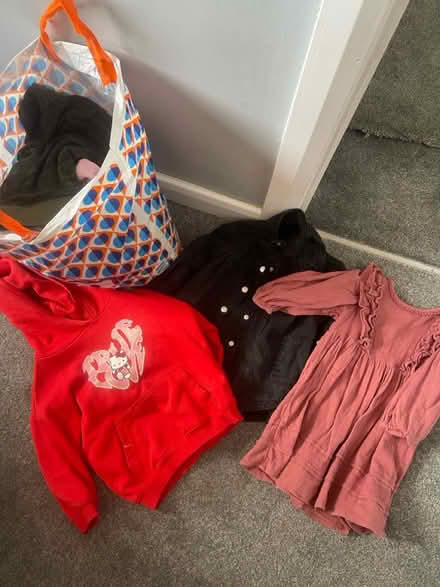 Photo of free girls clothes (Gorton M18) #1