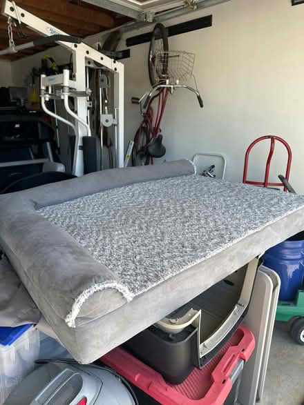 Photo of free XXL dog bed (Torrance 90501 near Hull MS) #1