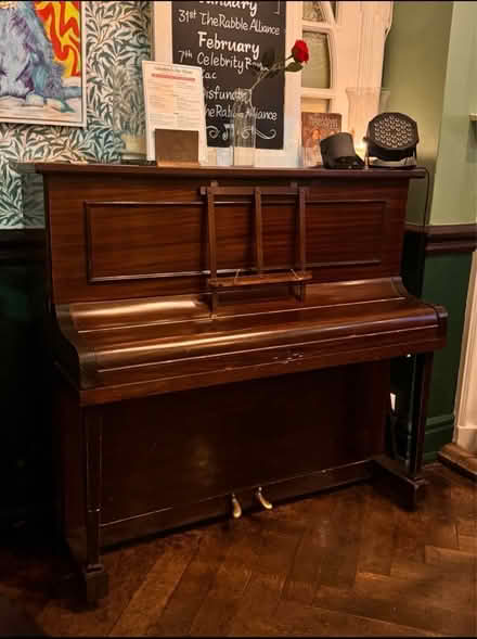 Photo of free piano (W4) #1