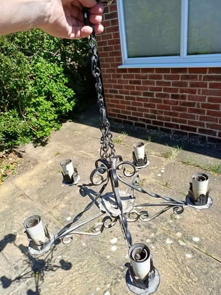 Photo of free Chandelier-like ceiling lamp (Cutteslowe OX2) #1