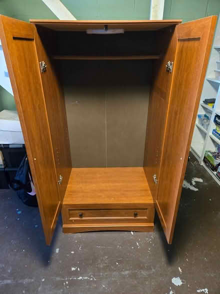 Photo of free Wardrobe (Upper st Clair 15241) #1