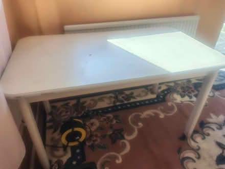 Photo of free Dining table (TW7 4) #1