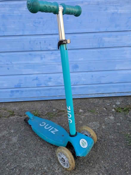 Photo of free Zinc Micro Scooter (Lower Morden SM4) #1
