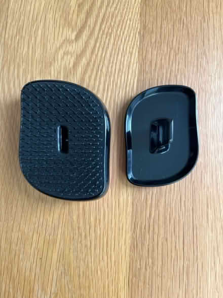 Photo of free TANGLE TEASER Hairbrush (Richmond Hill) #2