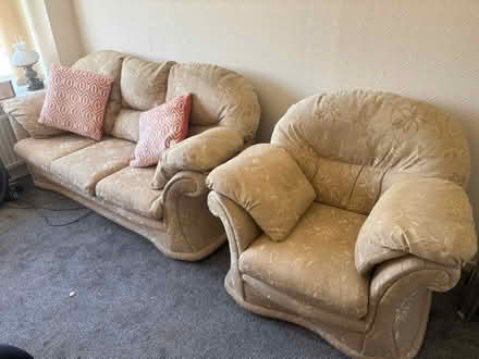 Photo of free Sofa and 2 chairs (Matlock DE4) #1