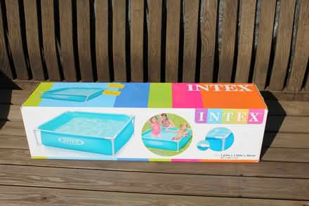 Photo of free Small paddling pool. (Unused) (Farnham GU9) #1