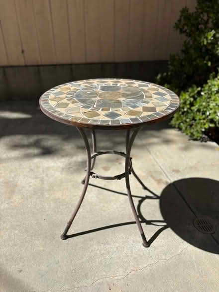 Photo of free Patio table (Near Cheviot Hills) #1