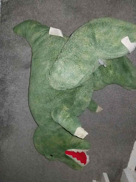 Photo of free Big dinosaur teddy (Woodside TF7) #1