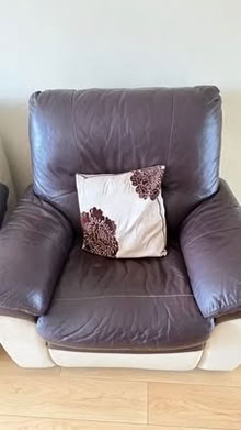 Photo of free Brown and cream sofas (Dane Hills LE3) #3