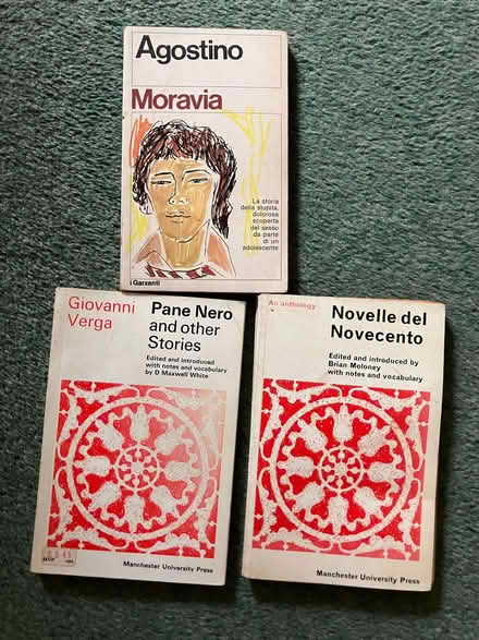 Photo of free Books in Italian (Critchill BA11) #1