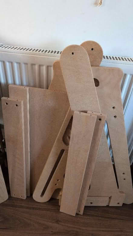 Photo of free standing desk (Lower Clapton E5) #2