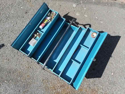 Photo of free Toolbox (Hockley Port B18) #3
