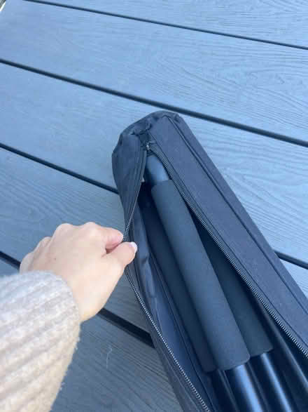 Photo of free Amazon Basics Tripod for Cameras (CR7 7EN) #4