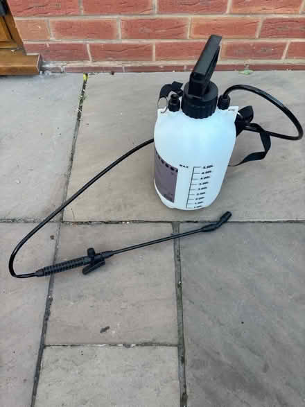 Photo of free Pump sprayer (Comberton DY10) #4