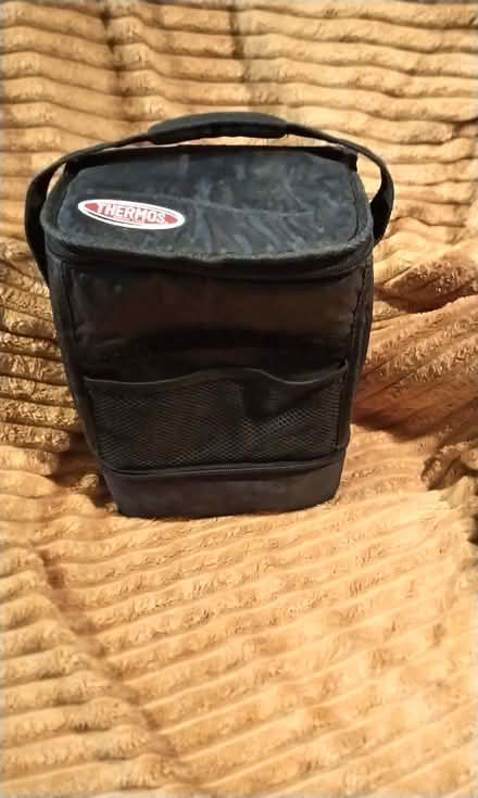 Photo of free Insulated lunch bag (Barford, near Warwick CV35) #1